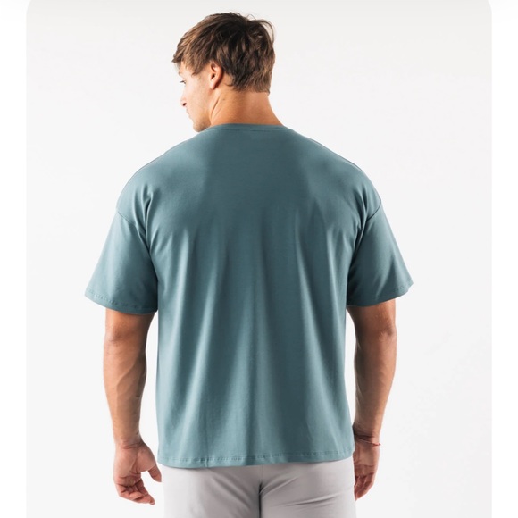 Alphalete Wolf Head Paisley Print Tee - Picture 2 of 8